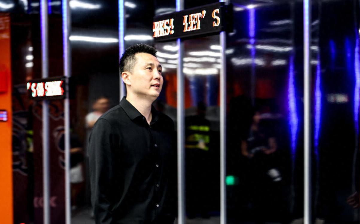 效力8年成为总冠军中锋!是时候打主力了,联手东契奇?