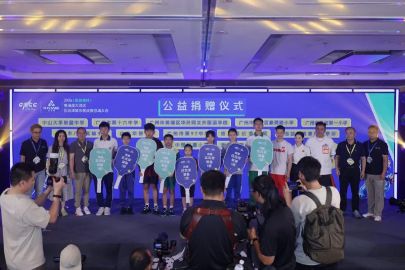 每体：巴萨即将签下坎塞洛，总价不超1000万欧